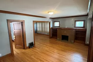2720 N 52nd St, Milwaukee, WI 53210 - Photo 5