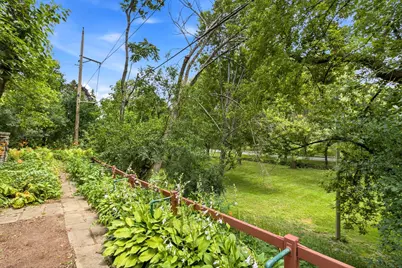 1534  Upper Pkwy, Wauwatosa, WI 53213 - Photo 47