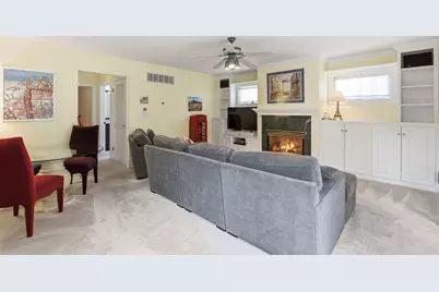1534  Upper Pkwy, Wauwatosa, WI 53213 - Photo 23