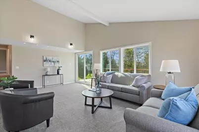 14225  Forest View Ln, Brookfield, WI 53005 - Photo 9