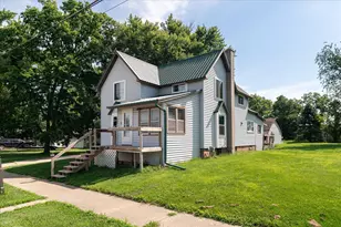 733 Long Ct, Sparta, WI 54656 - Photo 1