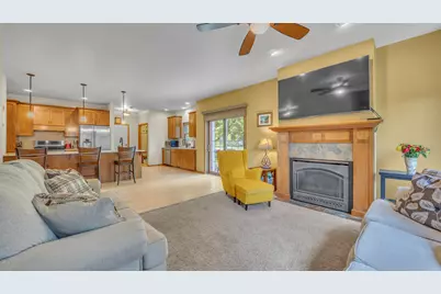 355  Phillip Dr, Kohler, WI 53044 - Photo 9