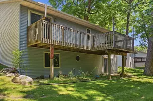 117 Manor Ct, Slinger, WI 53086 - Photo 37
