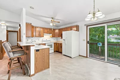117  Manor Ct, Slinger, WI 53086 - Photo 7