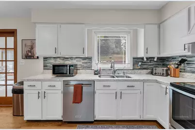 609  Lewis St, Burlington, WI 53105 - Photo 15
