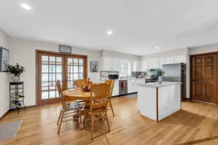 609 Lewis St, Burlington, WI 53105 - Photo 11