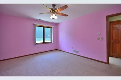 306  Hartford Sq #3, Hartford, WI 53027 - Photo 15