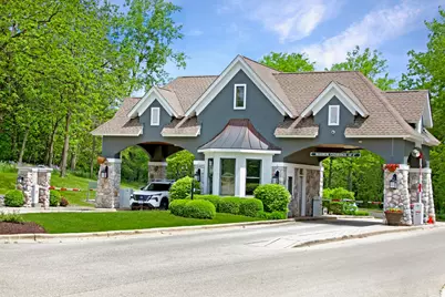 1813  Golfview Dr #35-03, Geneva, WI 53147 - Photo 43