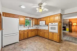3835 W 5 1/2 Mile Rd, Racine, WI 53108 - Photo 15