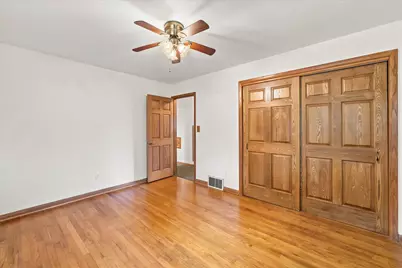 3835 W 5 1/2 Mile Rd, Racine, WI 53108 - Photo 19