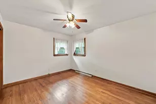 3835 W 5 1/2 Mile Rd, Racine, WI 53108 - Photo 17