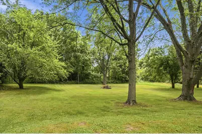 3835 W 5 1/2 Mile Rd, Racine, WI 53108 - Photo 27