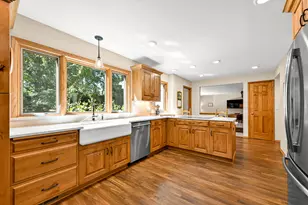 W264S7300 Kings Peak Ct, Vernon, WI 53189 - Photo 11