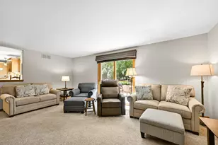 W264S7300 Kings Peak Ct, Vernon, WI 53189 - Photo 17