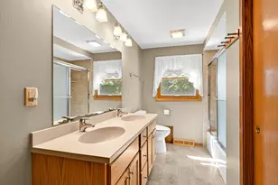 W264S7300 Kings Peak Ct, Vernon, WI 53189 - Photo 27