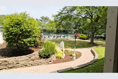 269  Fontana Ave #1704, Fontana, WI 53125 - Photo 9