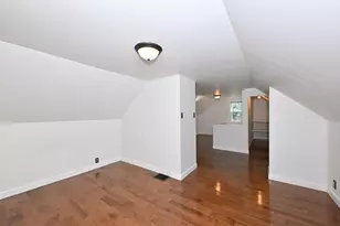 8001 W Cold Spring Rd, Greenfield, WI 53220 - Photo 13
