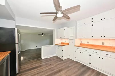 8001 W Cold Spring Rd, Greenfield, WI 53220 - Photo 5
