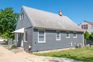 158 N 92nd St, Milwaukee, WI 53226 - Photo 27