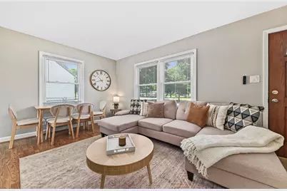 158 N 92nd St, Milwaukee, WI 53226 - Photo 3