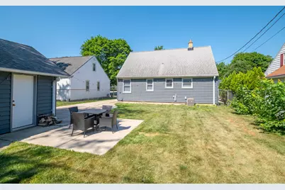 158 N 92nd St, Milwaukee, WI 53226 - Photo 25
