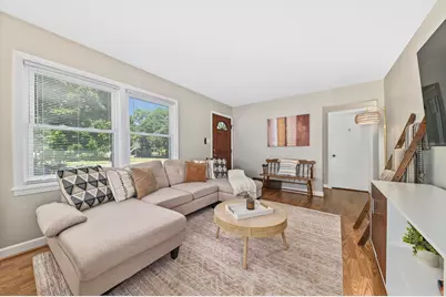 158 N 92nd St, Milwaukee, WI 53226 - Photo 5