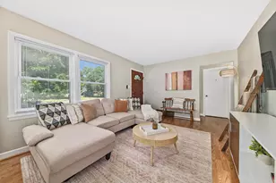 158 N 92nd St, Milwaukee, WI 53226 - Photo 5