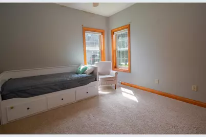 363  Sunshine Dr, Hartland, WI 53029 - Photo 15