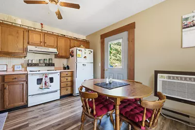 64 W 16th St, Buffalo City, WI 54622 - Photo 5