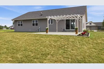 150  Grove Ct, Cedar Grove, WI 53013 - Photo 35