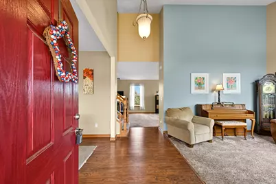 1621  Hunter Rd, Waukesha, WI 53189 - Photo 5