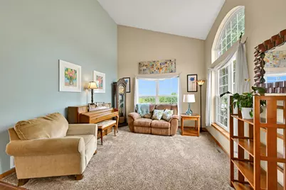 1621  Hunter Rd, Waukesha, WI 53189 - Photo 7
