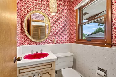 1621 N 29th St, Sheboygan, WI 53081 - Photo 17