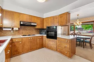 1621 N 29th St, Sheboygan, WI 53081 - Photo 9