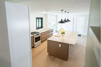 2050  Mt Kisco Dr, Elm Grove, WI 53122 - Photo 19