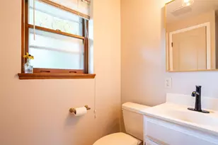 2050 Mt Kisco Dr, Elm Grove, WI 53122 - Photo 45