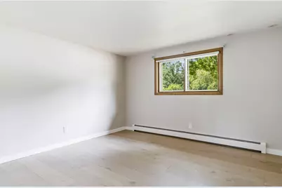 2050  Mt Kisco Dr, Elm Grove, WI 53122 - Photo 25