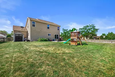 9044  Chicory Creek Dr, Sturtevant, WI 53177 - Photo 31
