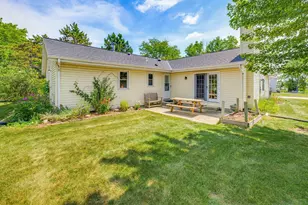 7283 S Countryside Dr, Franklin, WI 53132 - Photo 29