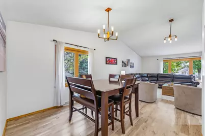 7283 S Countryside Dr, Franklin, WI 53132 - Photo 9
