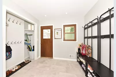 2805 S 83rd St, West Allis, WI 53219 - Photo 37