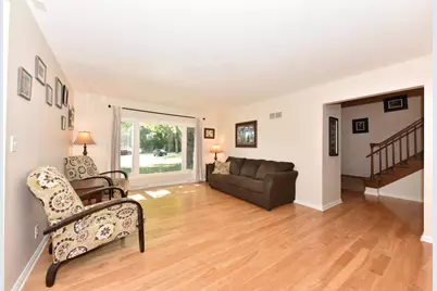 2805 S 83rd St, West Allis, WI 53219 - Photo 11