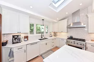 2805 S 83rd St, West Allis, WI 53219 - Photo 9