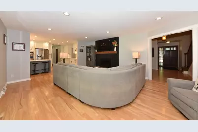 2805 S 83rd St, West Allis, WI 53219 - Photo 21