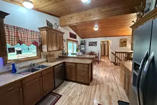 510 Laurel Dr, Francis Creek, WI 54214 - Photo 3