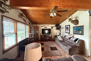 510 Laurel Dr, Francis Creek, WI 54214 - Photo 9