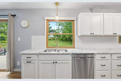500  Summit Dr, Port Washington, WI 53074 - Photo 7