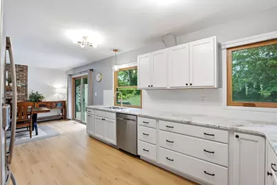 500  Summit Dr, Port Washington, WI 53074 - Photo 9