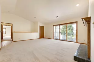 206 Bur Oak Ln, Grafton, WI 53024 - Photo 3