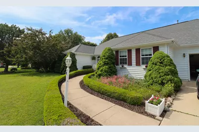 3906  Jacob Ct, Racine, WI 53403 - Photo 3
